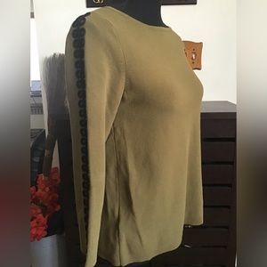 Beautiful embroidered Ann Taylor sweater